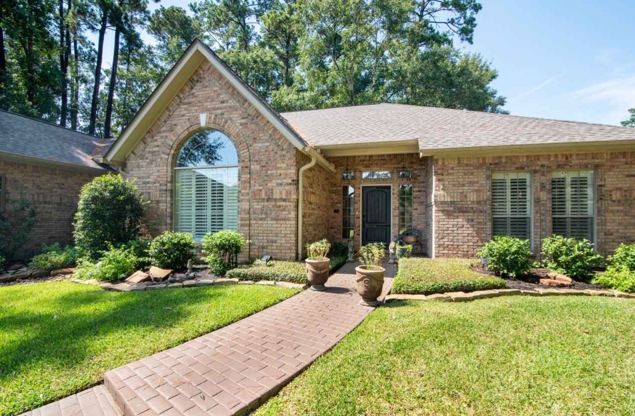 901 Longmire Road 51 Property Photo 4
