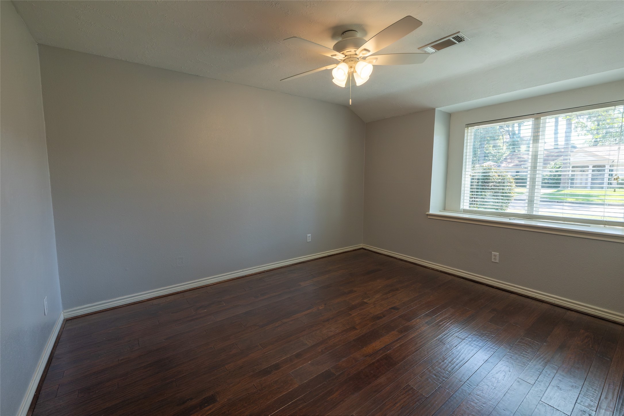 8226 Schaffer Lane Property Photo 18