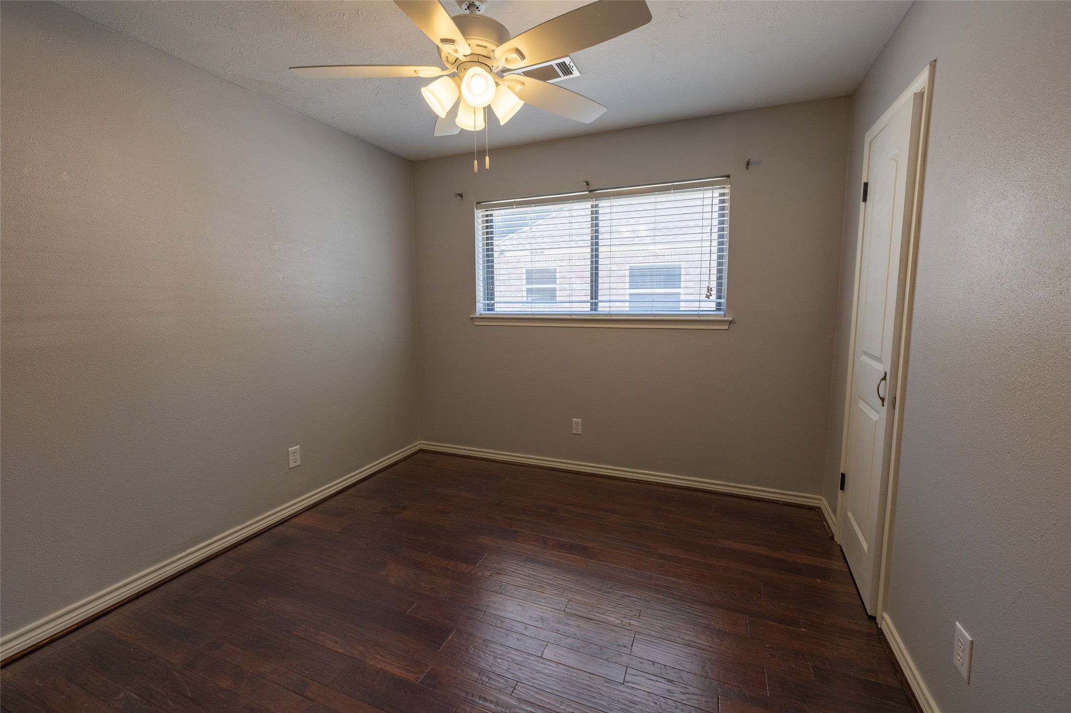 8226 Schaffer Lane Property Photo 19