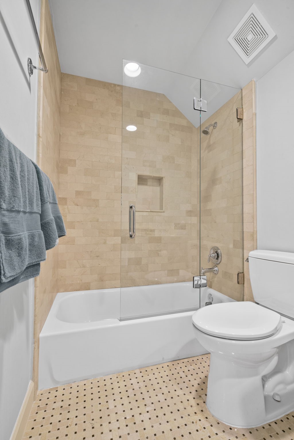 5012 Tangle Lane Property Photo 40