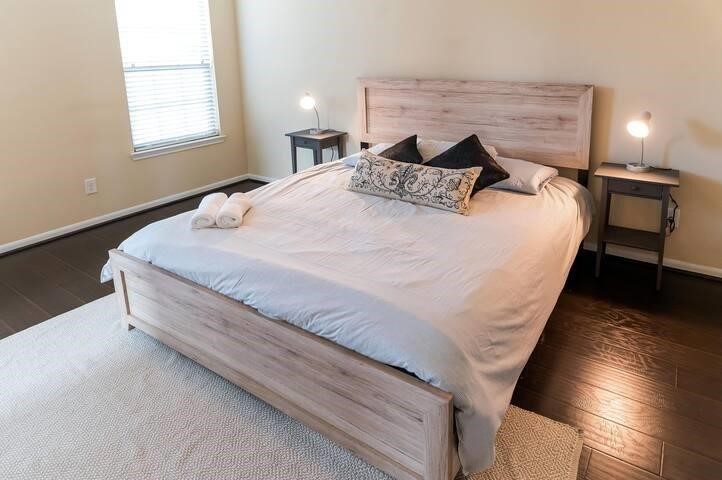 18630 White Ash Lane Property Photo 10