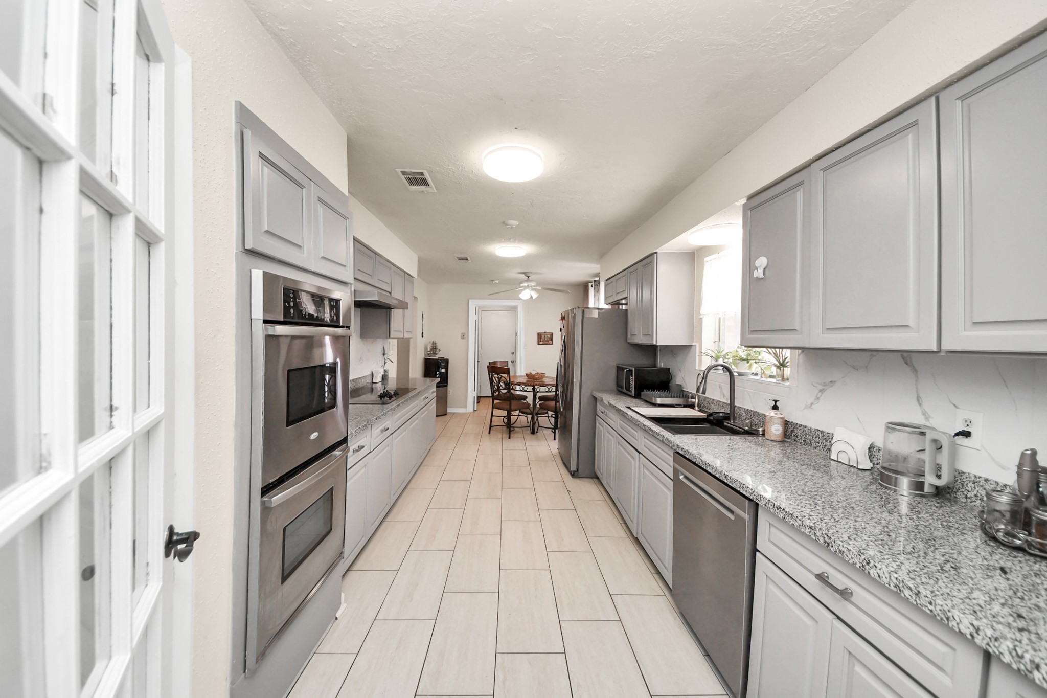 12415 Campos Drive Property Photo 22