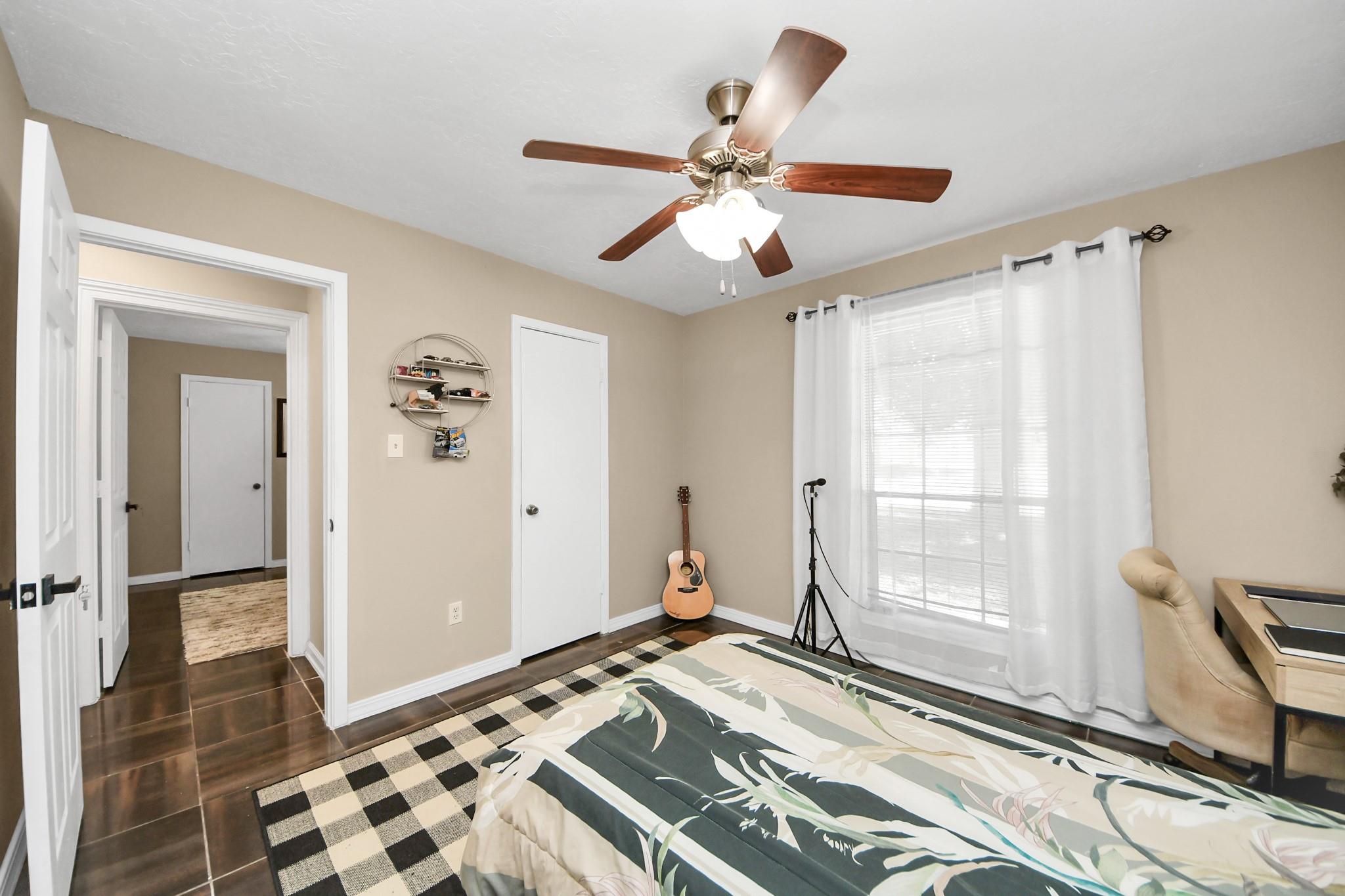 12415 Campos Drive, Houston Tx 77065 Property Photo 32