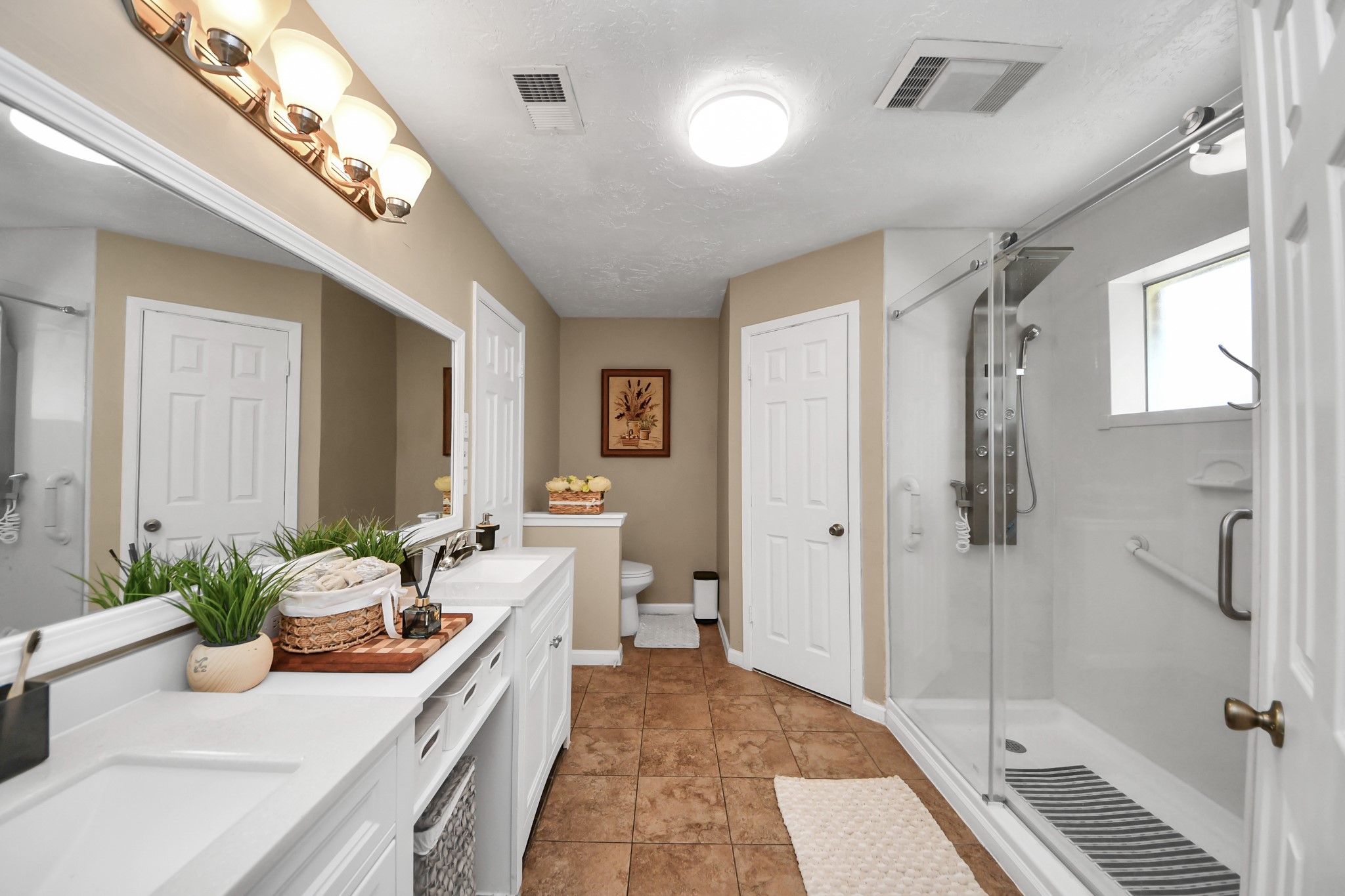 12415 Campos Drive Property Photo 36
