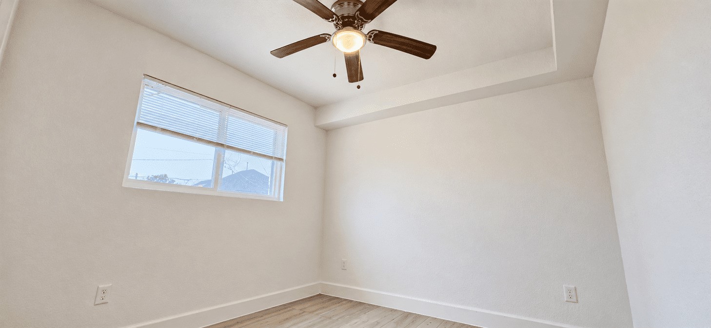 4404 Bellfort Ave 8 Property Photo 5