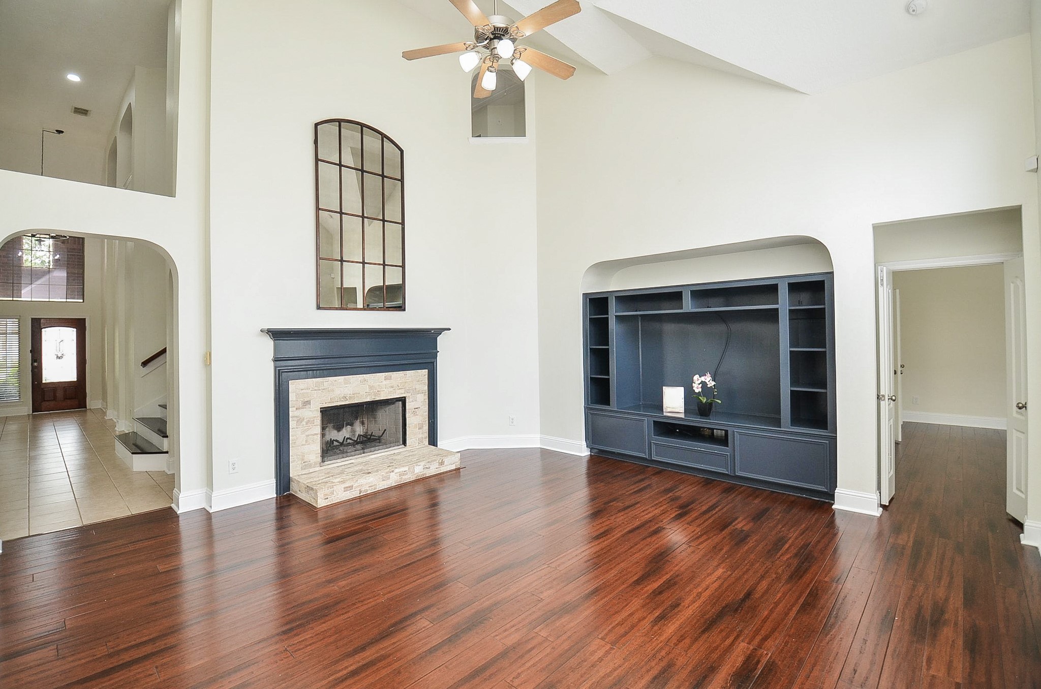 2735 Driftwood Drive Property Photo 7