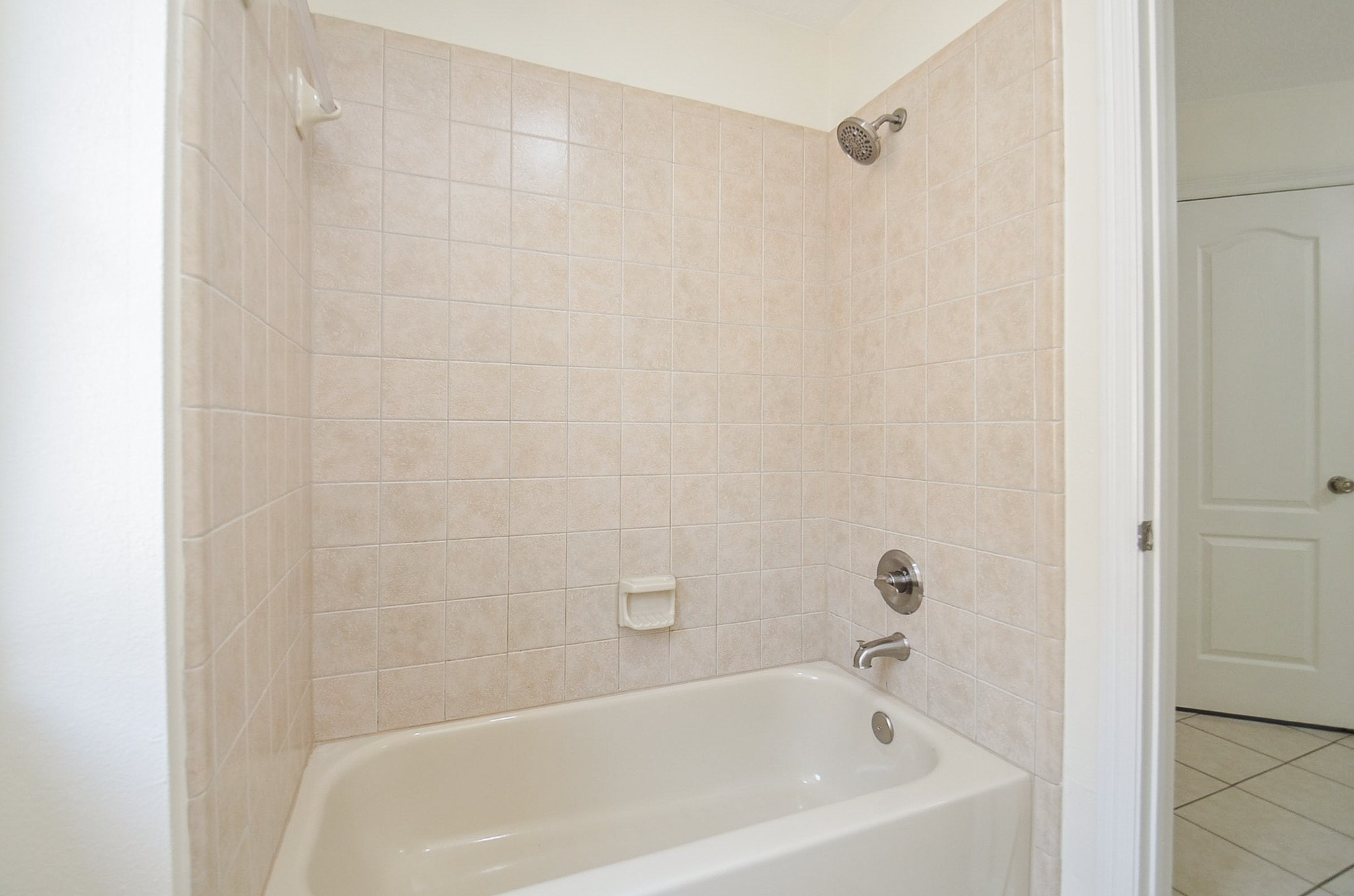 2735 Driftwood Drive Property Photo 33