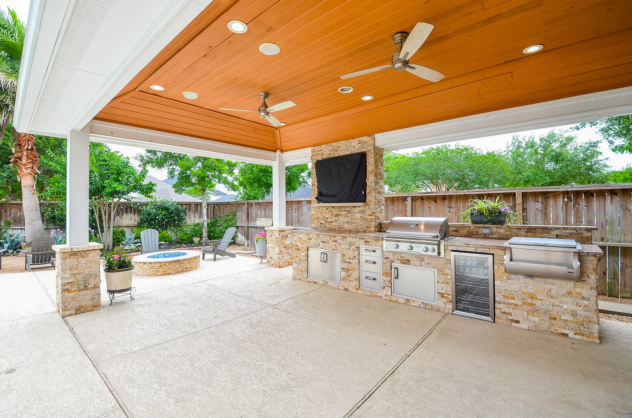 2735 Driftwood Drive Property Photo 39
