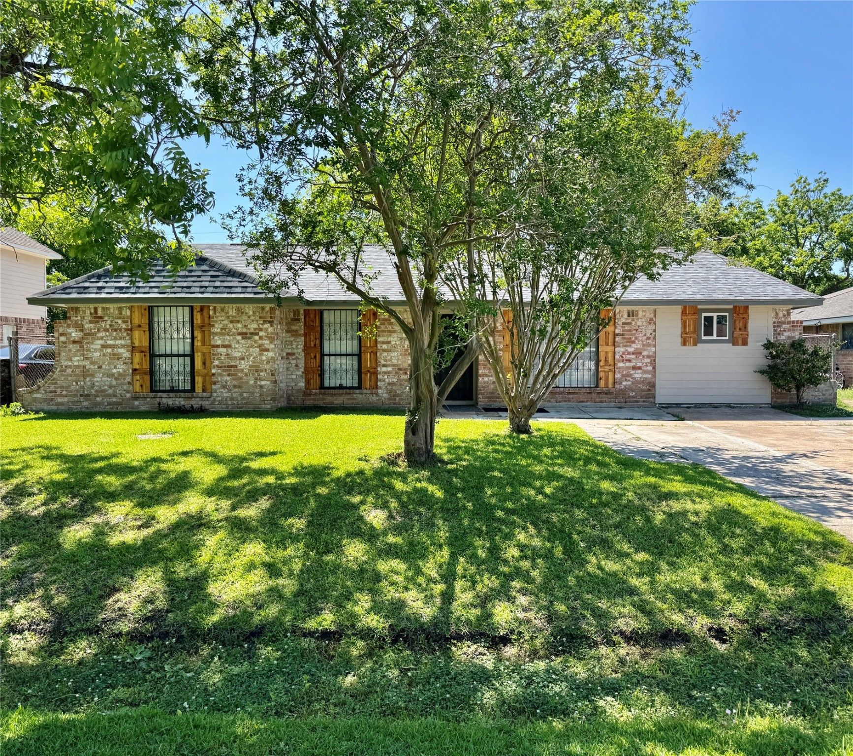 11615 Harrow Street Property Photo