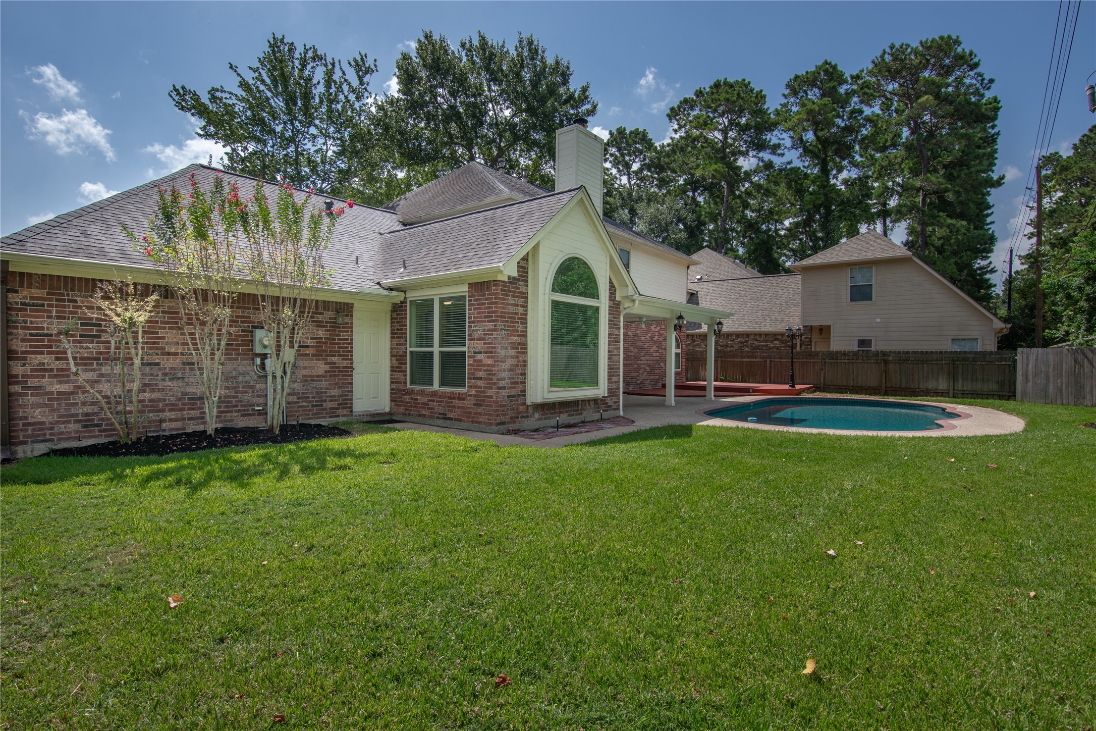 16410 Avenplace Road Property Photo 10