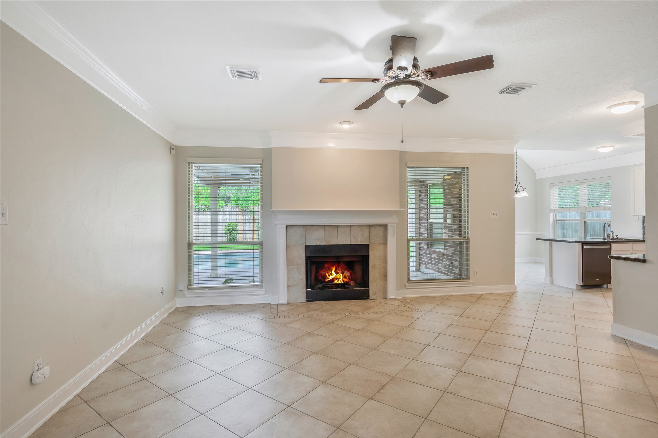16410 Avenplace Road Property Photo 15
