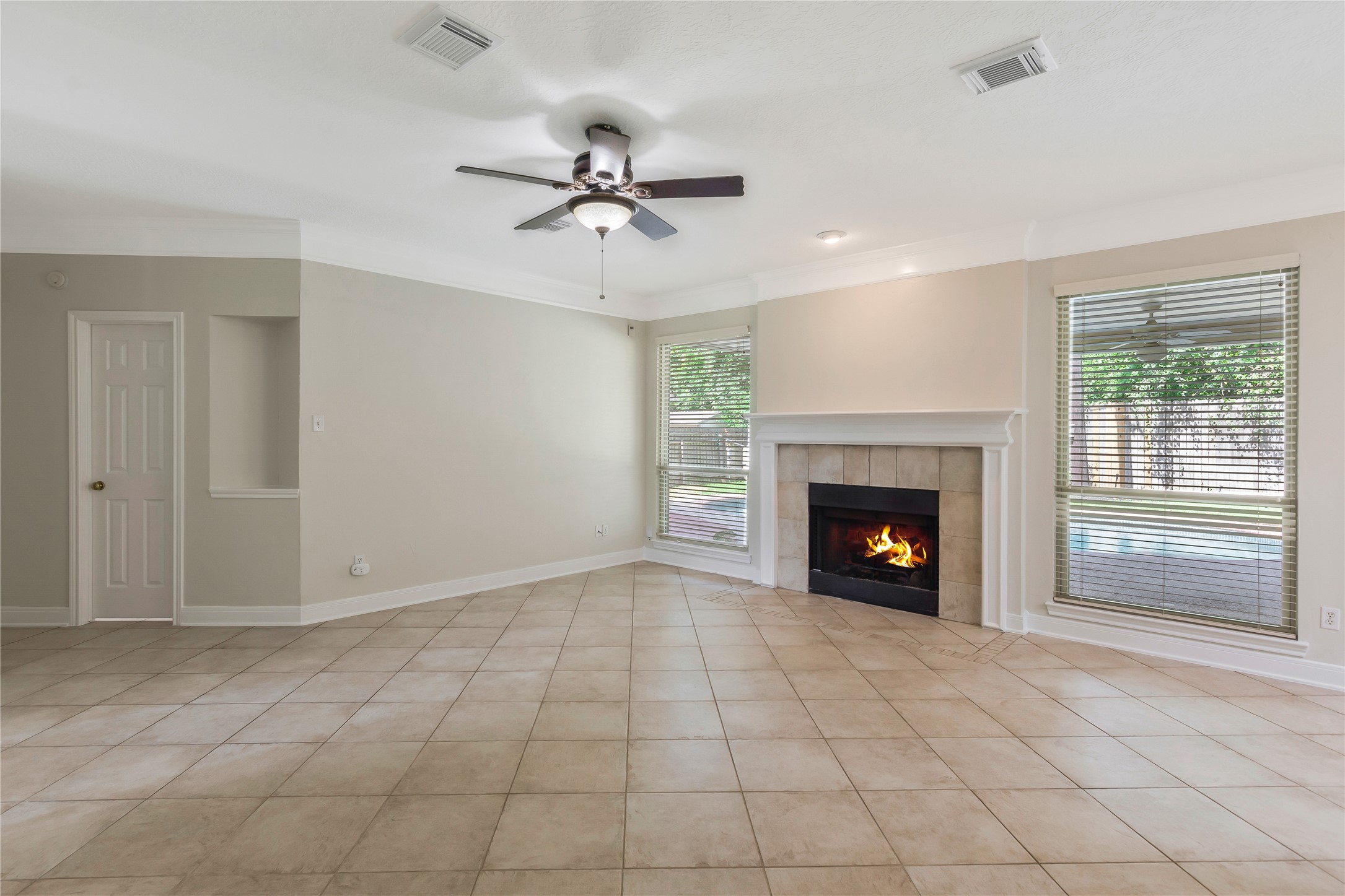 16410 Avenplace Road Property Photo 19