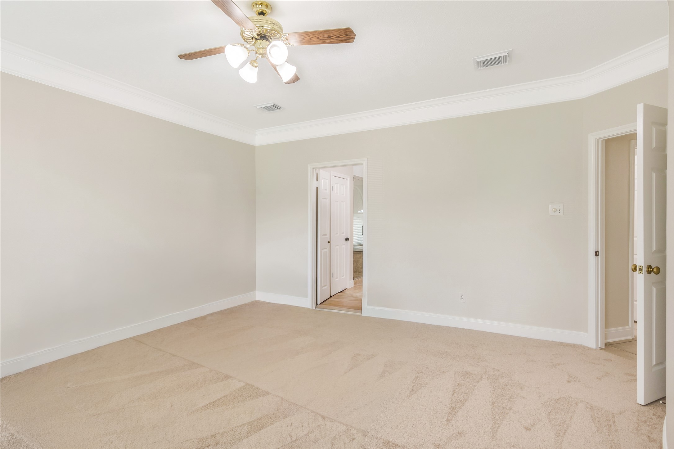 16410 Avenplace Road Property Photo 25
