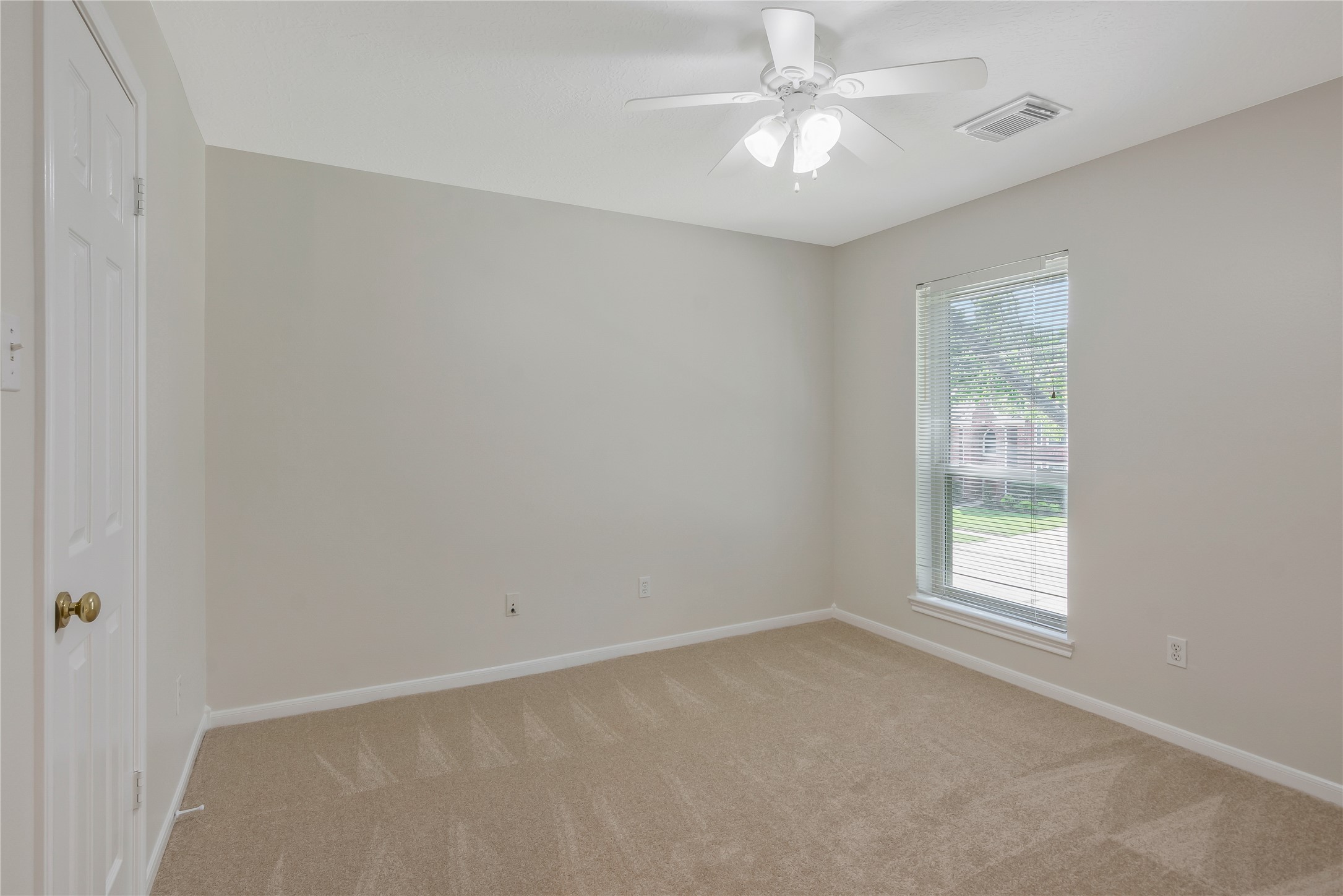 16410 Avenplace Road Property Photo 29