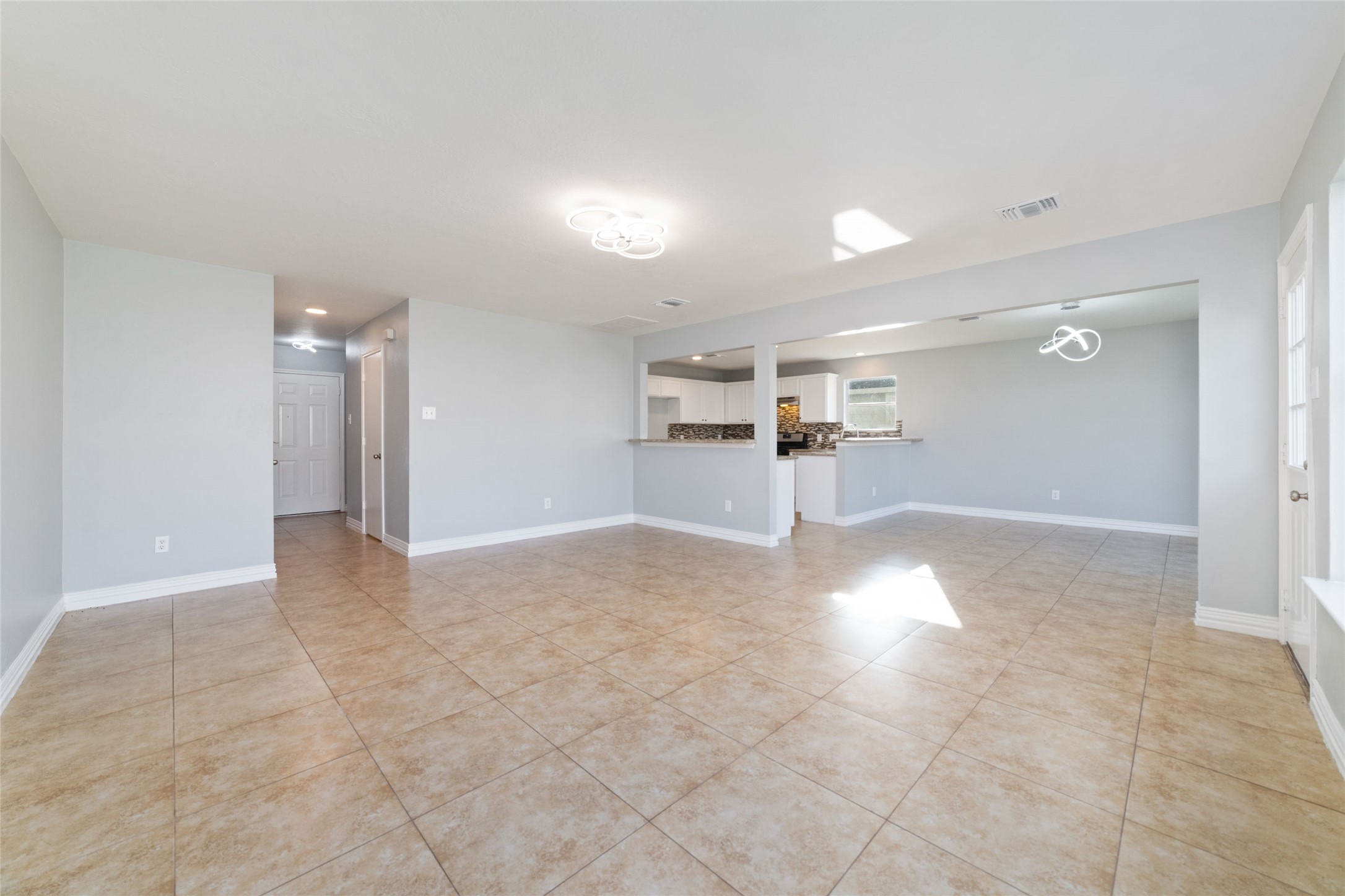 12418 Magnolia Canyon Property Photo 6