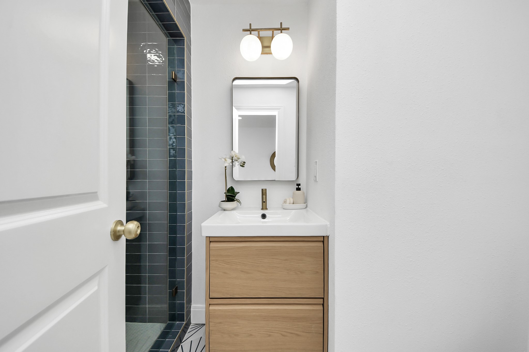 300 Narcissus Road Property Photo 7