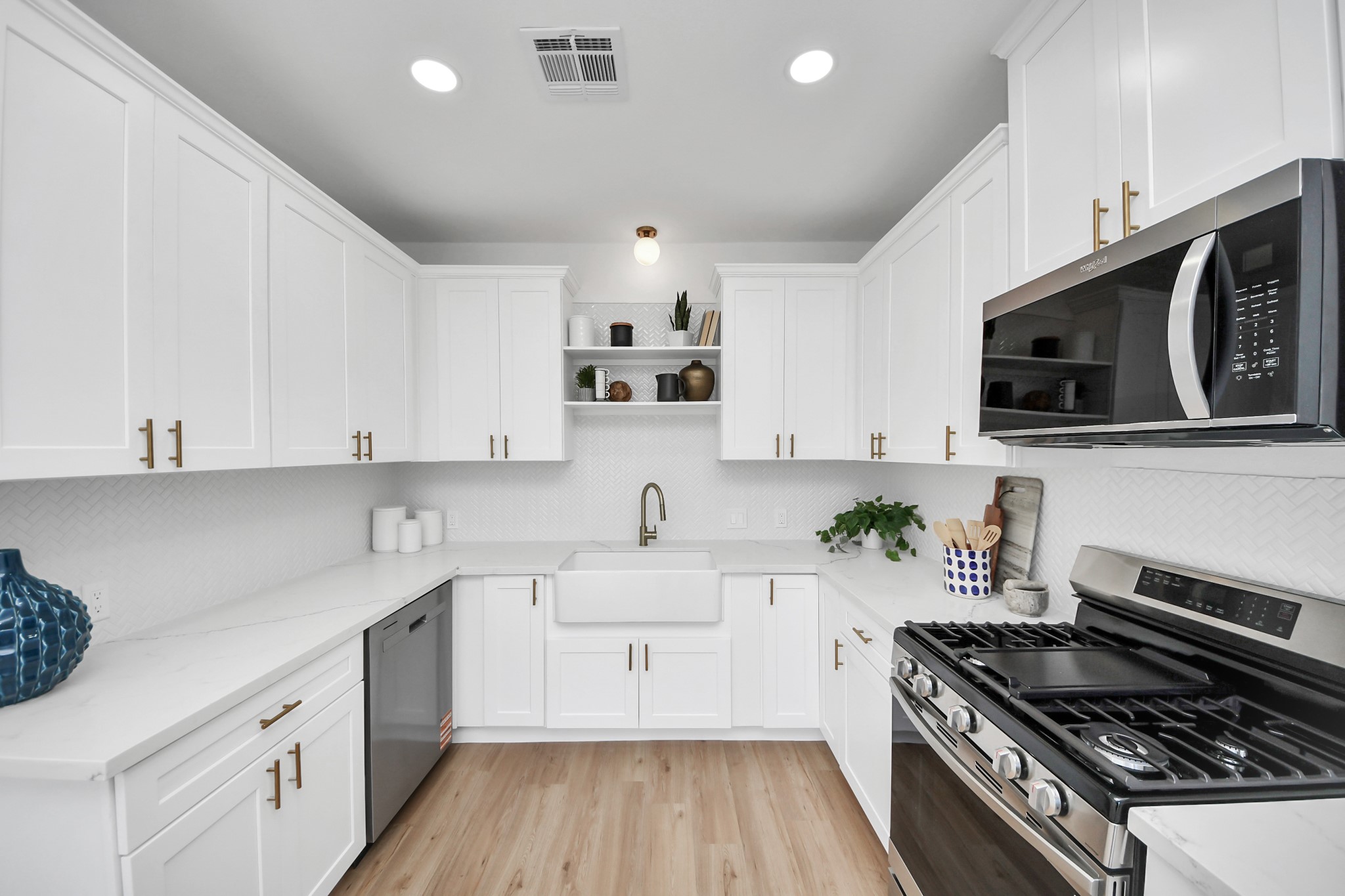 300 Narcissus Road Property Photo 23