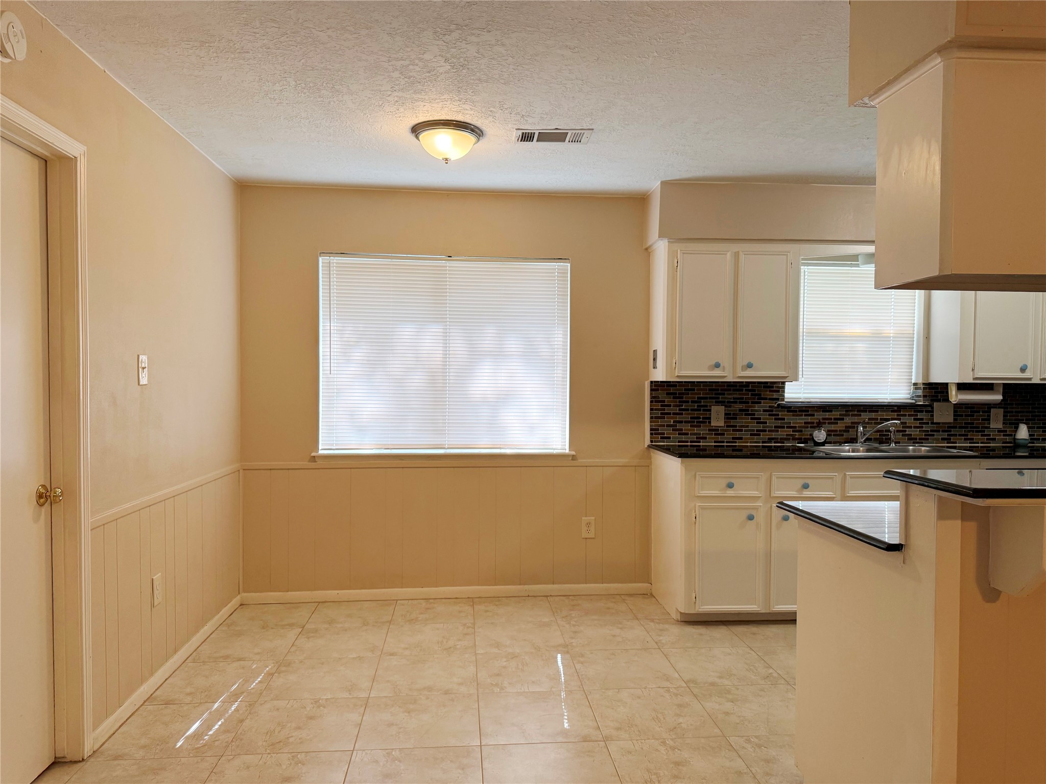 13430 Exton Lane Property Photo 13