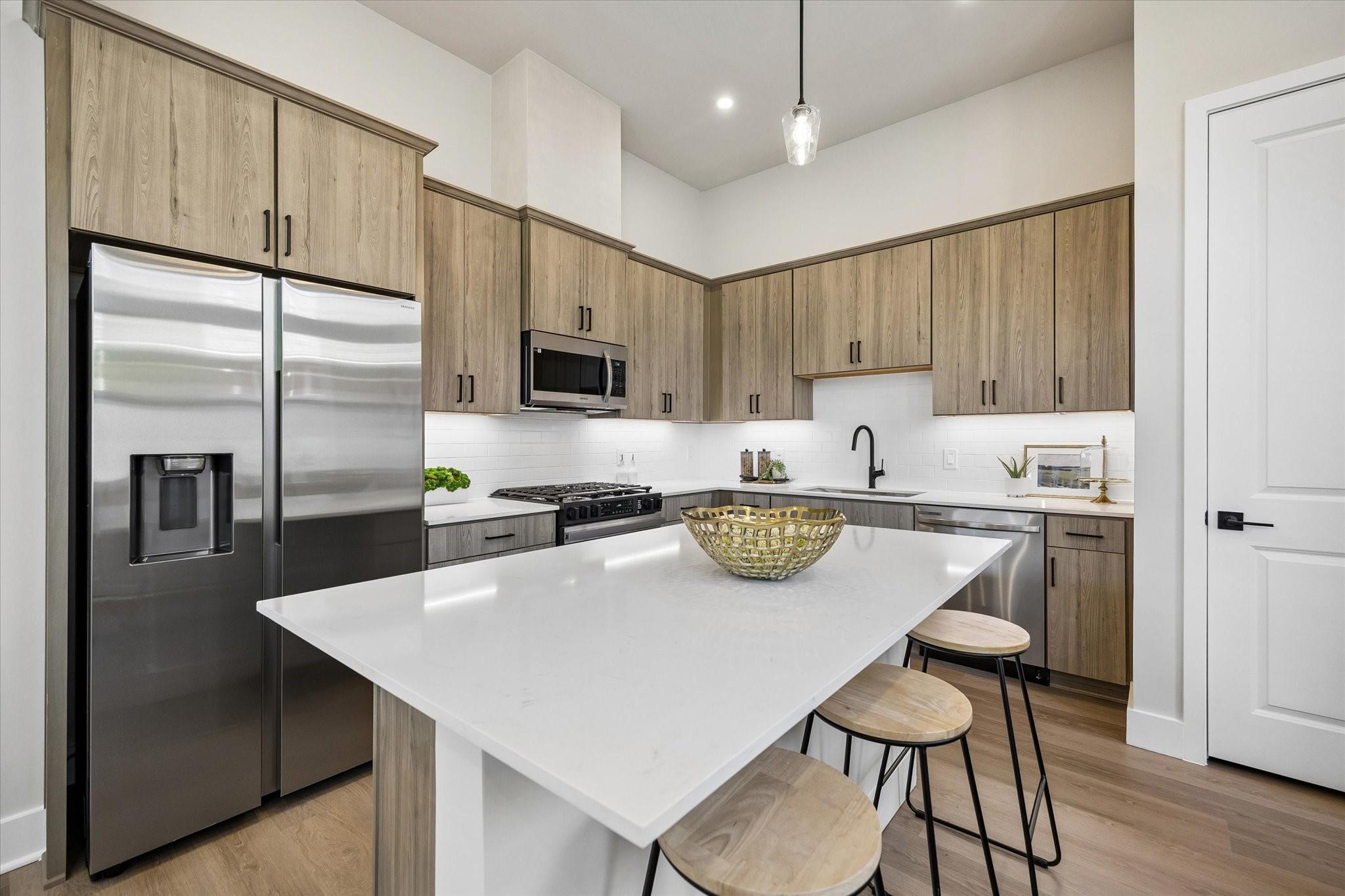 6704 Zaken Road, Houston Tx 77091 Property Photo 13