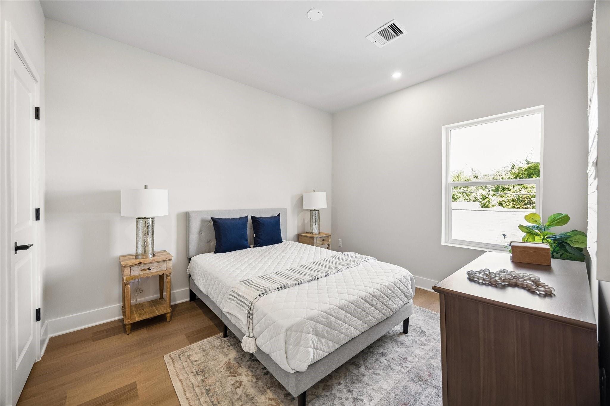 6704 Zaken Road, Houston Tx 77091 Property Photo 27