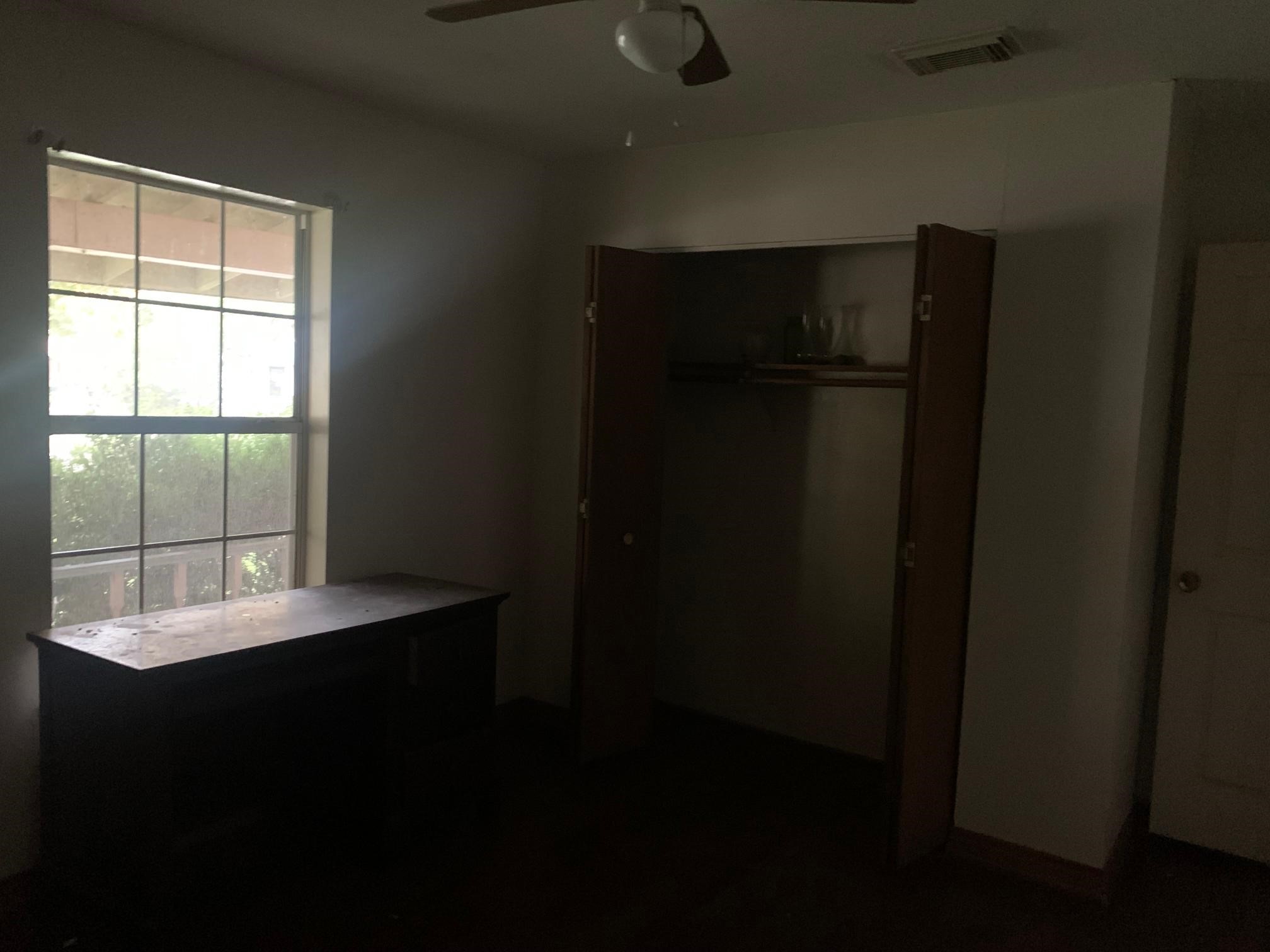 215 Jasmine Street Property Photo 17