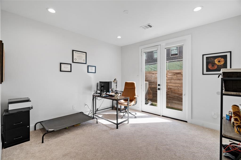 1817 Elite Drive Property Photo 9