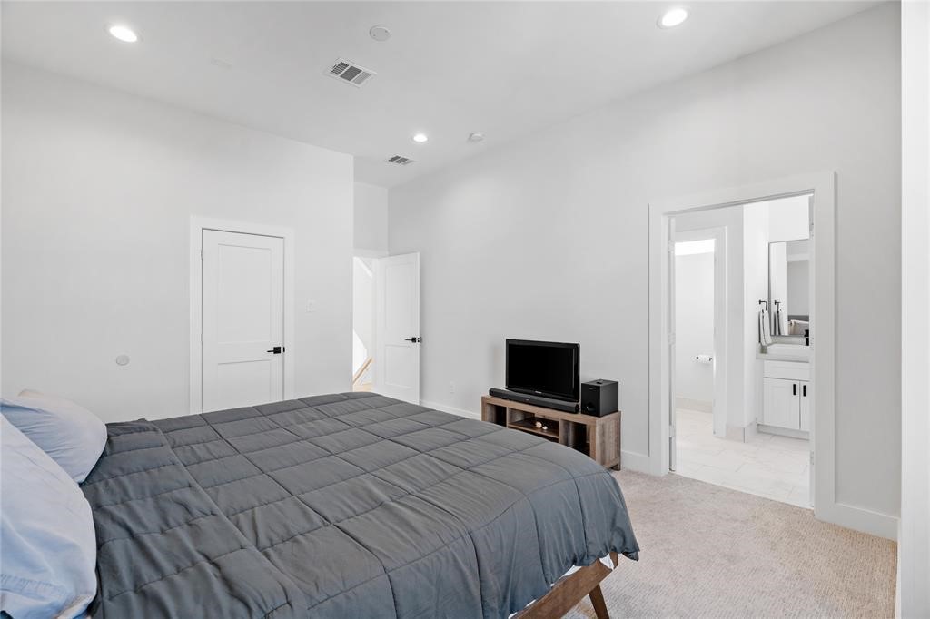 1817 Elite Drive Property Photo 12