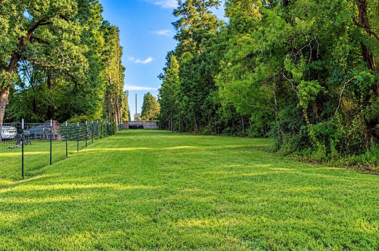 25111 Alamoway Property Photo 27