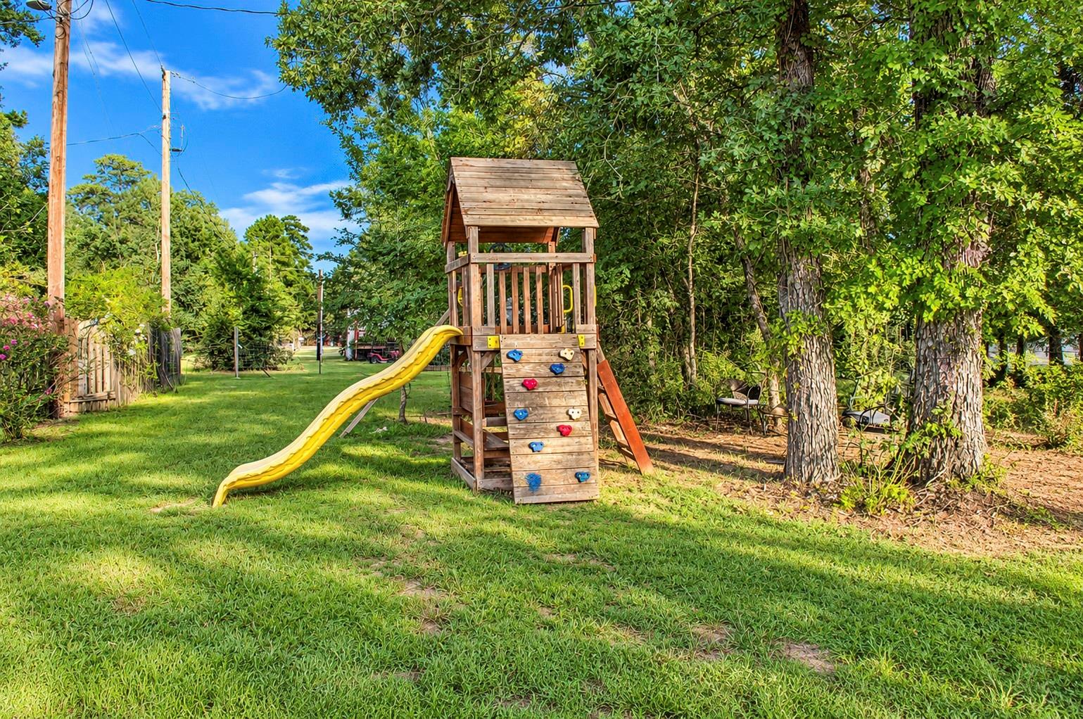 25111 Alamoway Property Photo 29