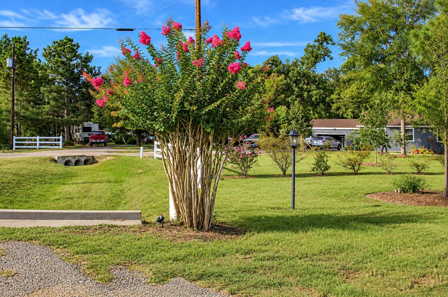 25111 Alamoway Property Photo 30