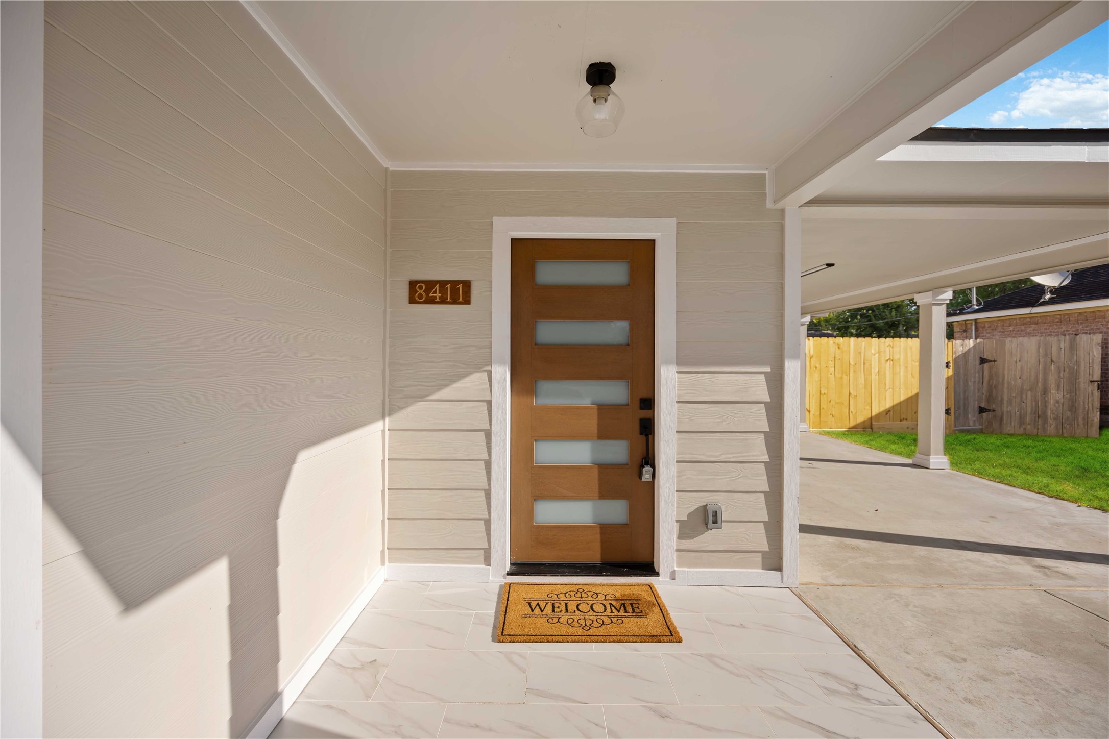 8411 Botany Lane Property Photo 3