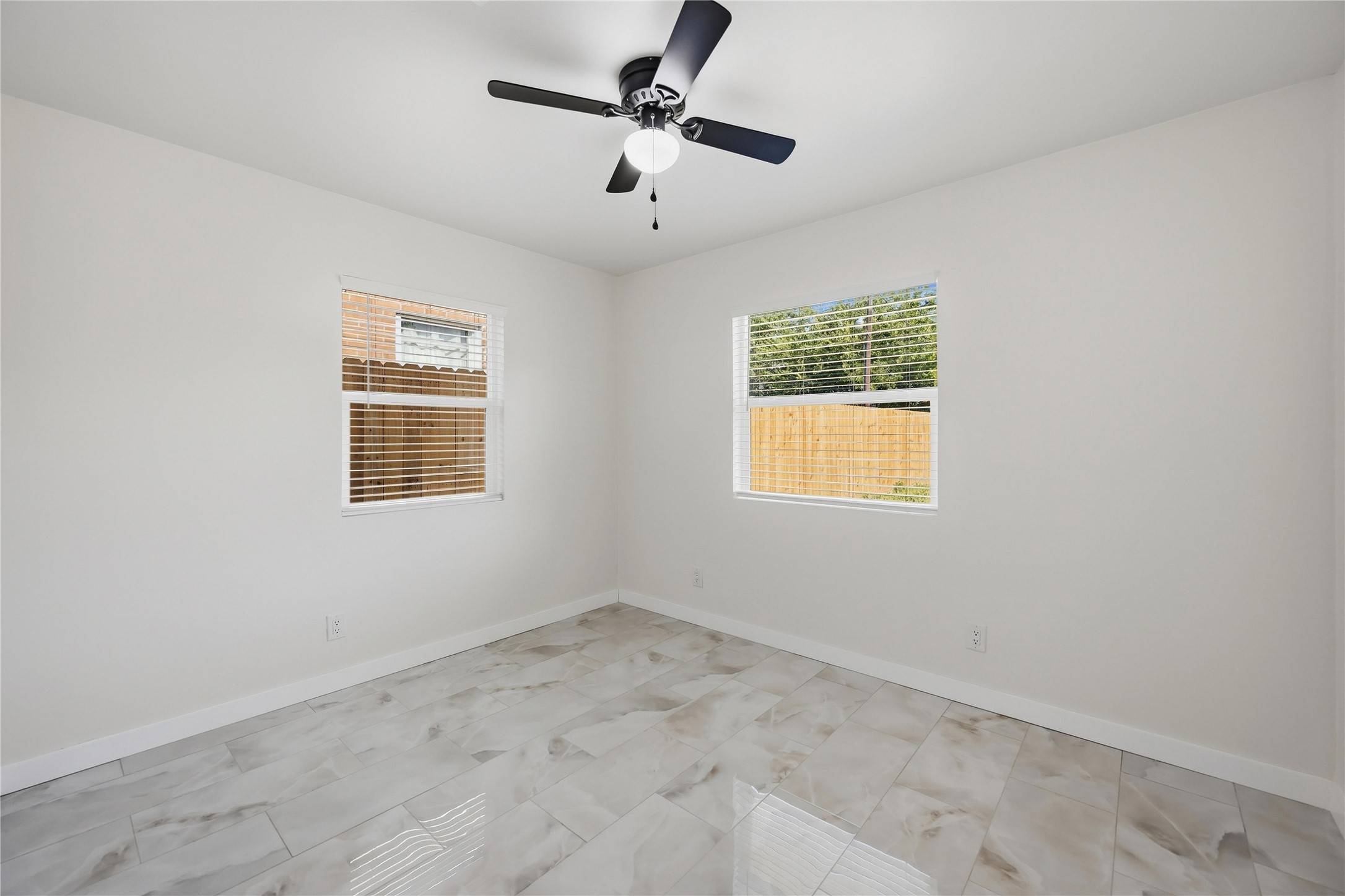 8411 Botany Lane Property Photo 10