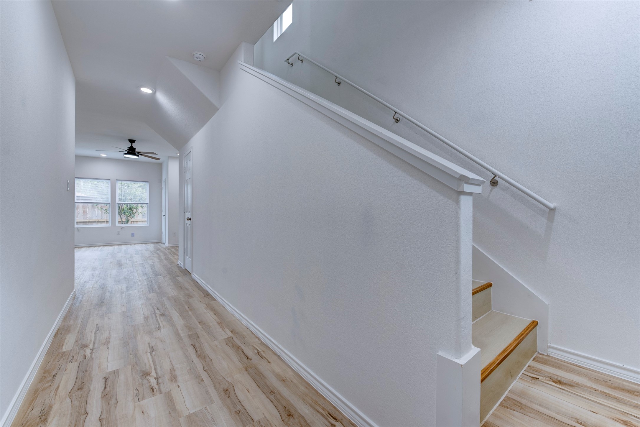8202 Homewood Lane E Property Photo 3