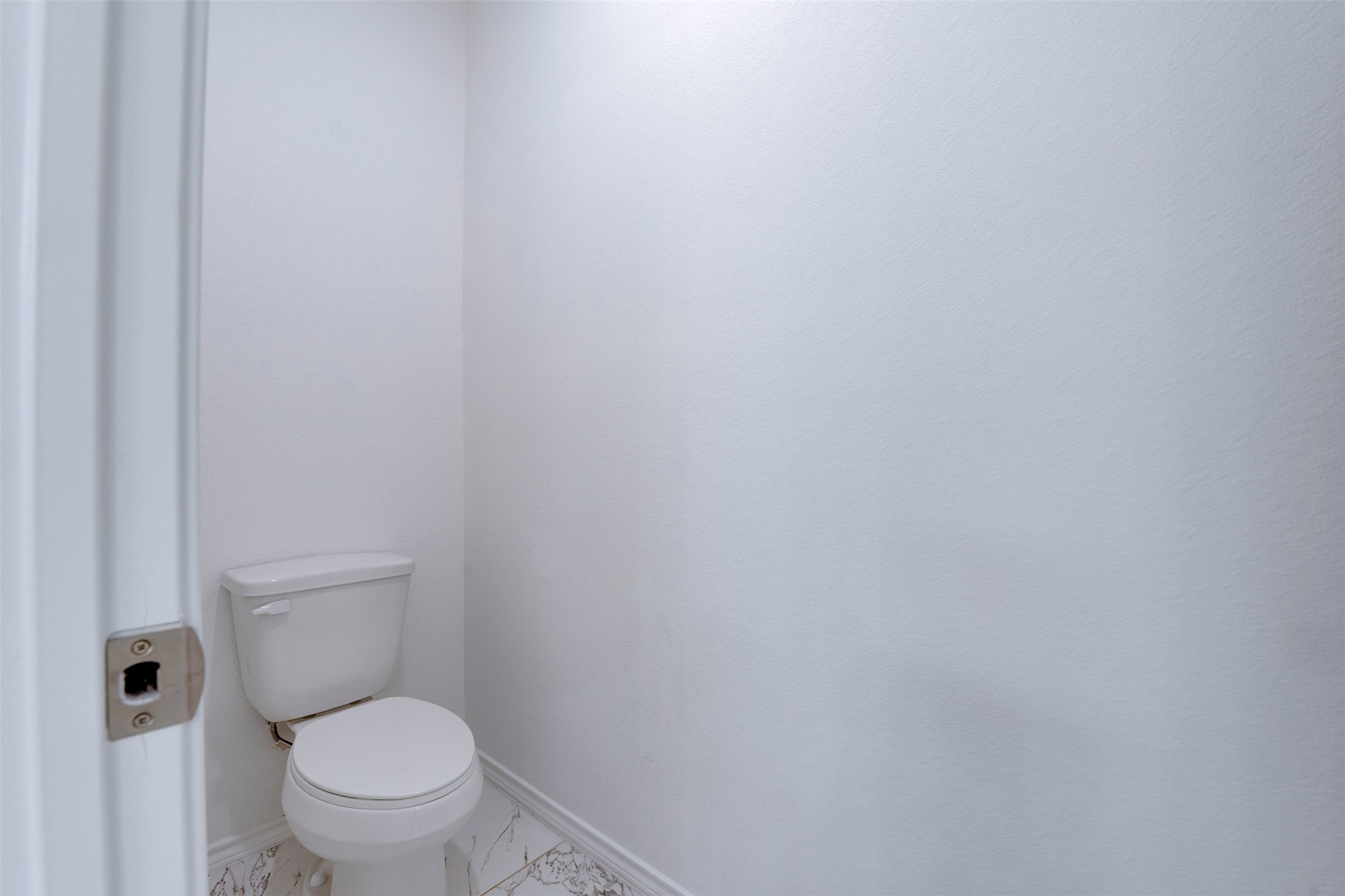 8202 Homewood Lane E Property Photo 26