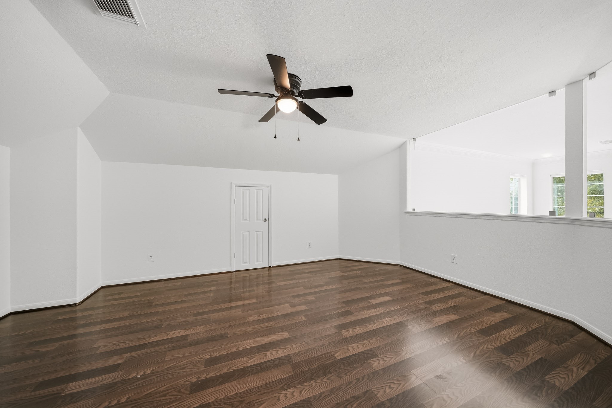 8903 Silent Willow Lane Property Photo 30