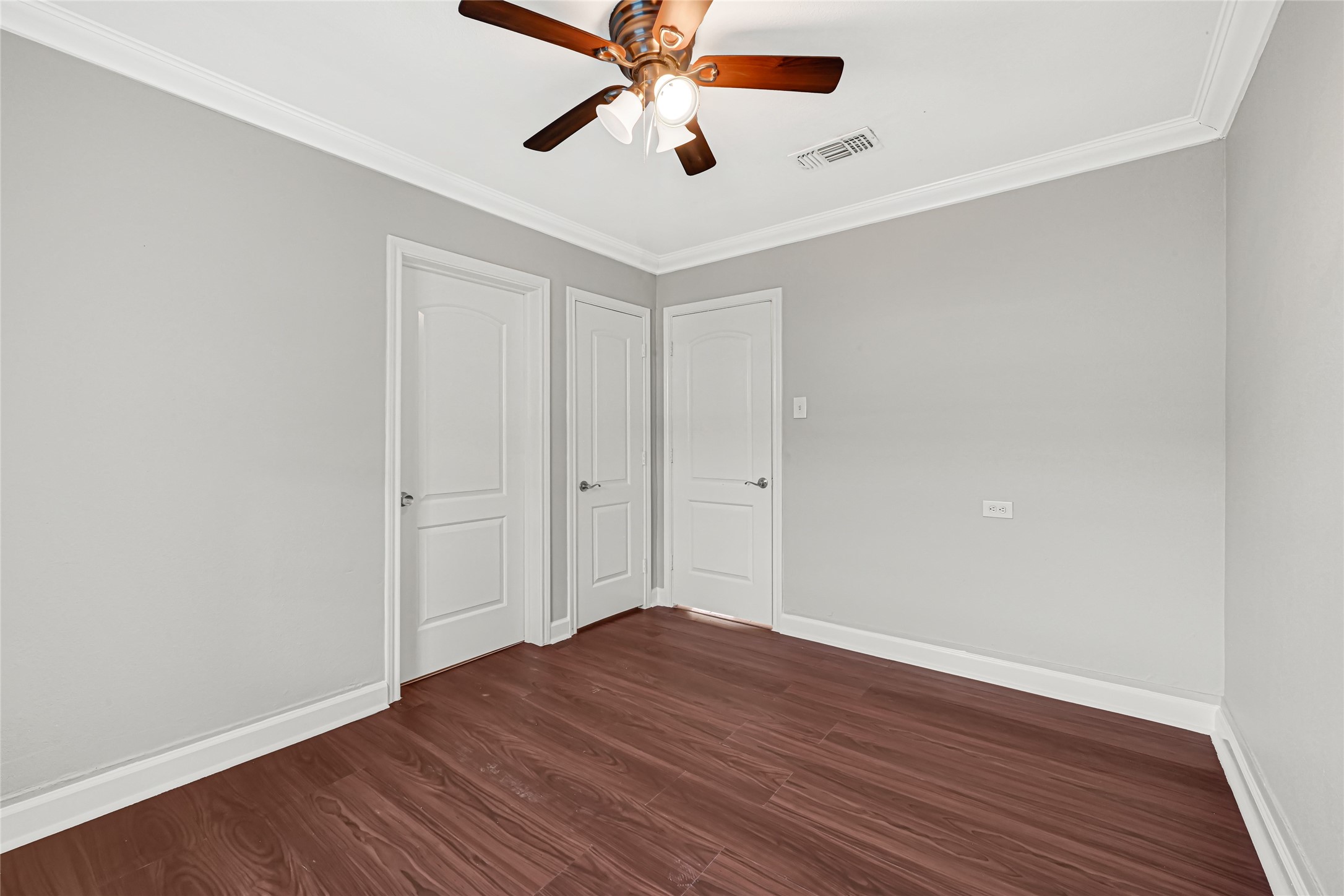 2331 Delafield Street A Property Photo 11