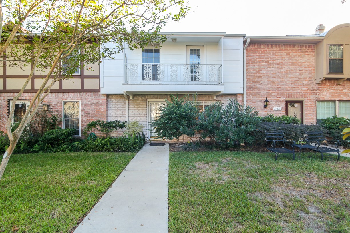 14209 Lost Meadow Lane Property Photo 16