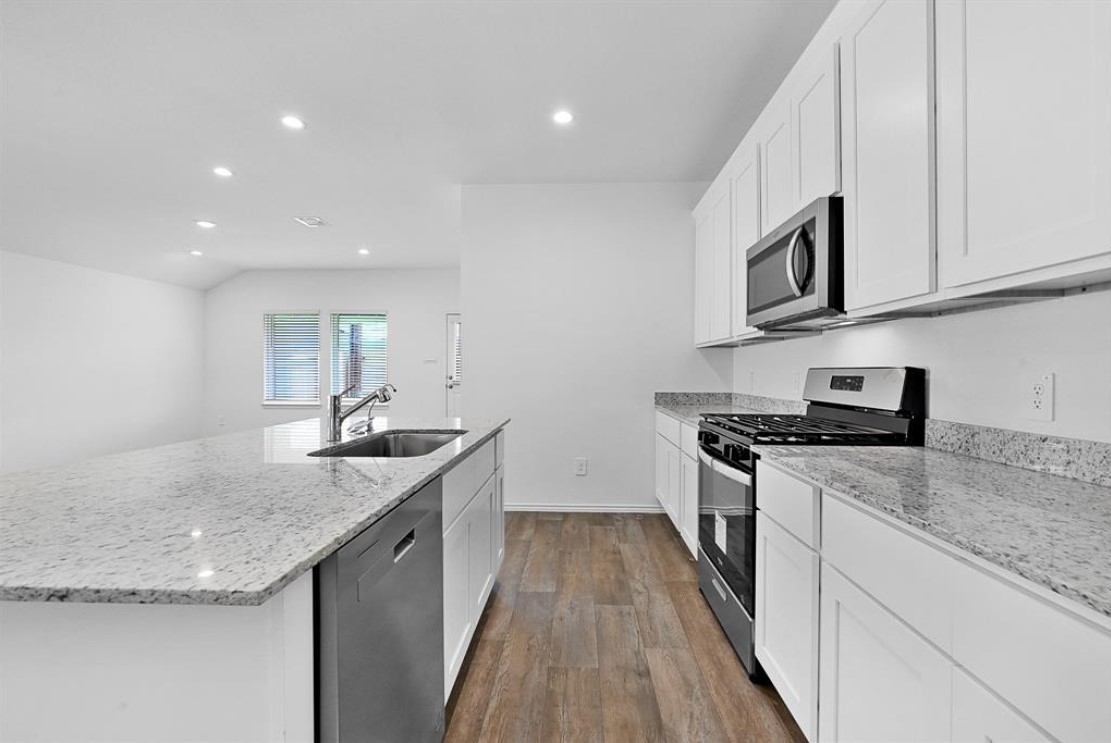 4243 Brinkworth Drive Property Photo 3