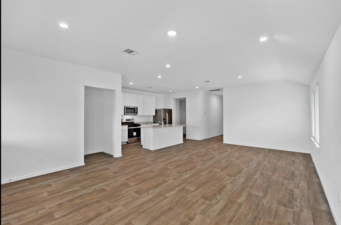 4243 Brinkworth Drive Property Photo 4