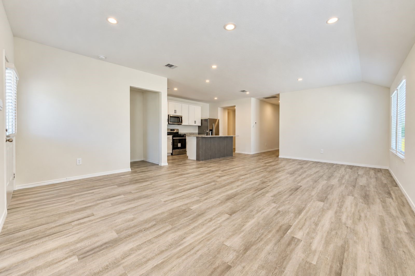 4243 Brinkworth Drive Property Photo 11
