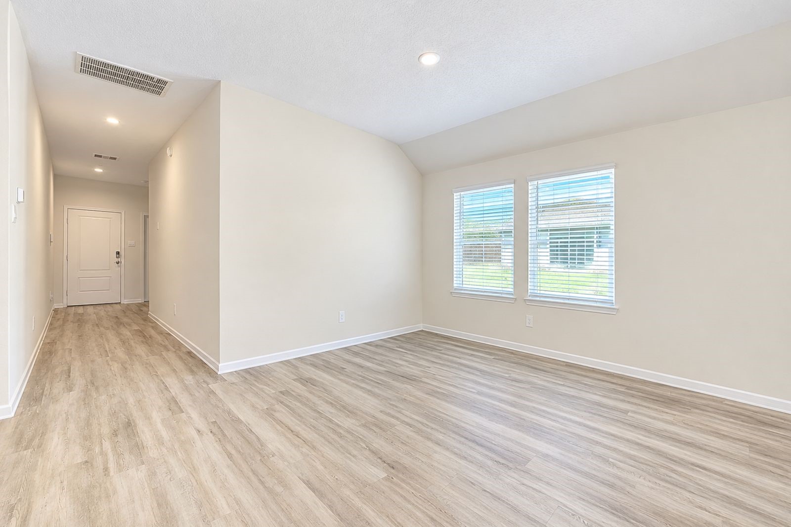 4243 Brinkworth Drive Property Photo 14