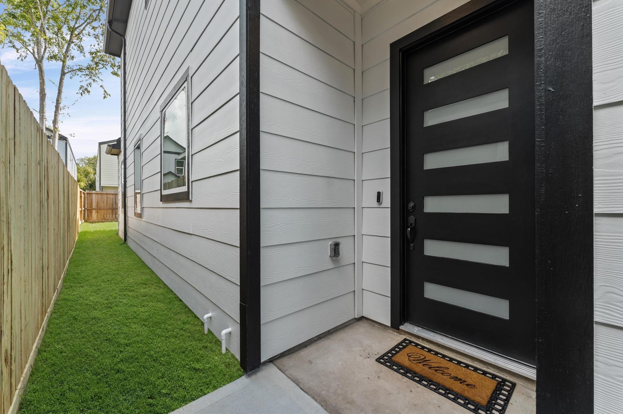 8132 Sunnyhill Street, Houston Tx 77088 Property Photo 3
