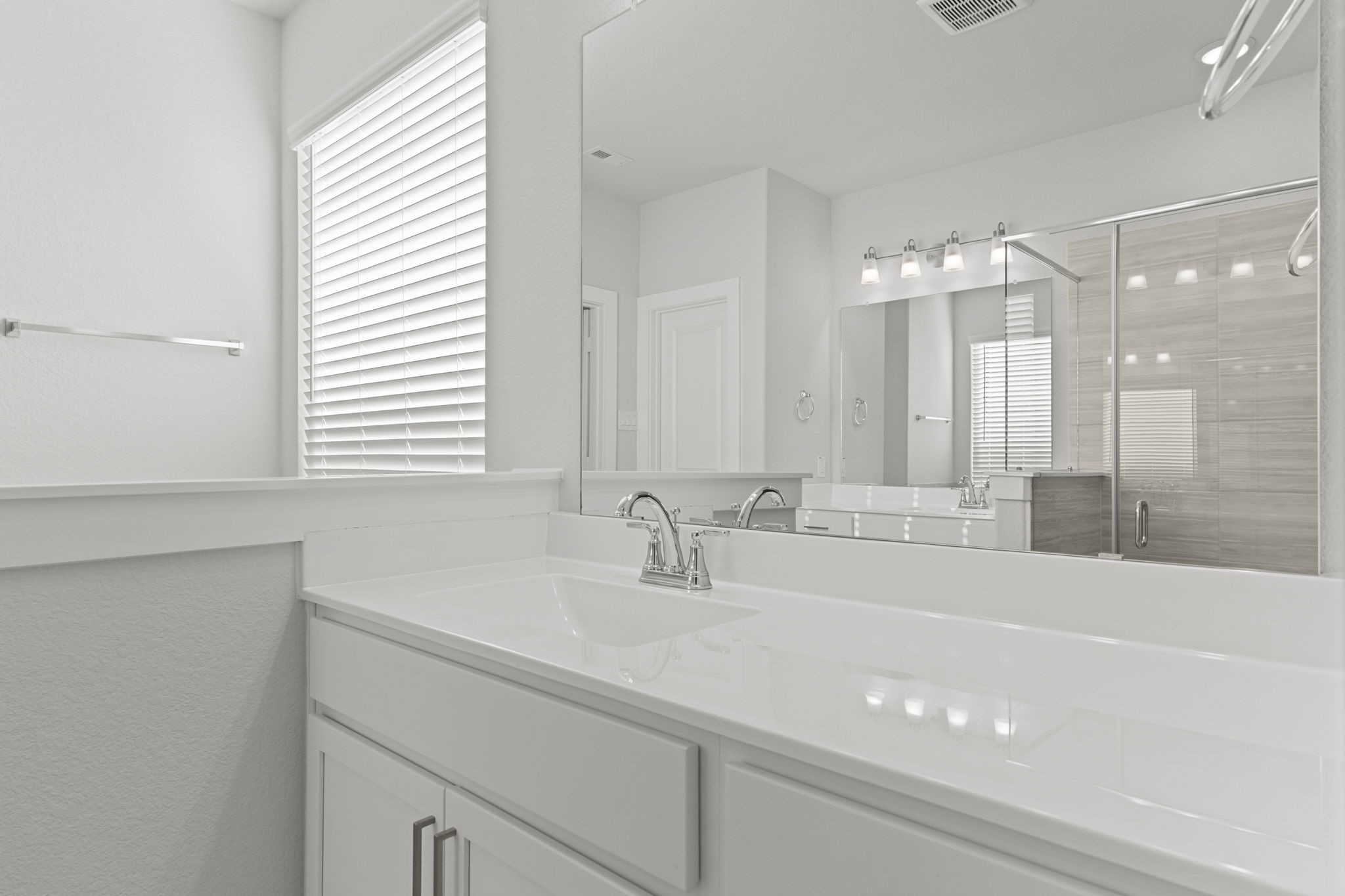 2453 Seaglass Terrace Drive Property Photo 22
