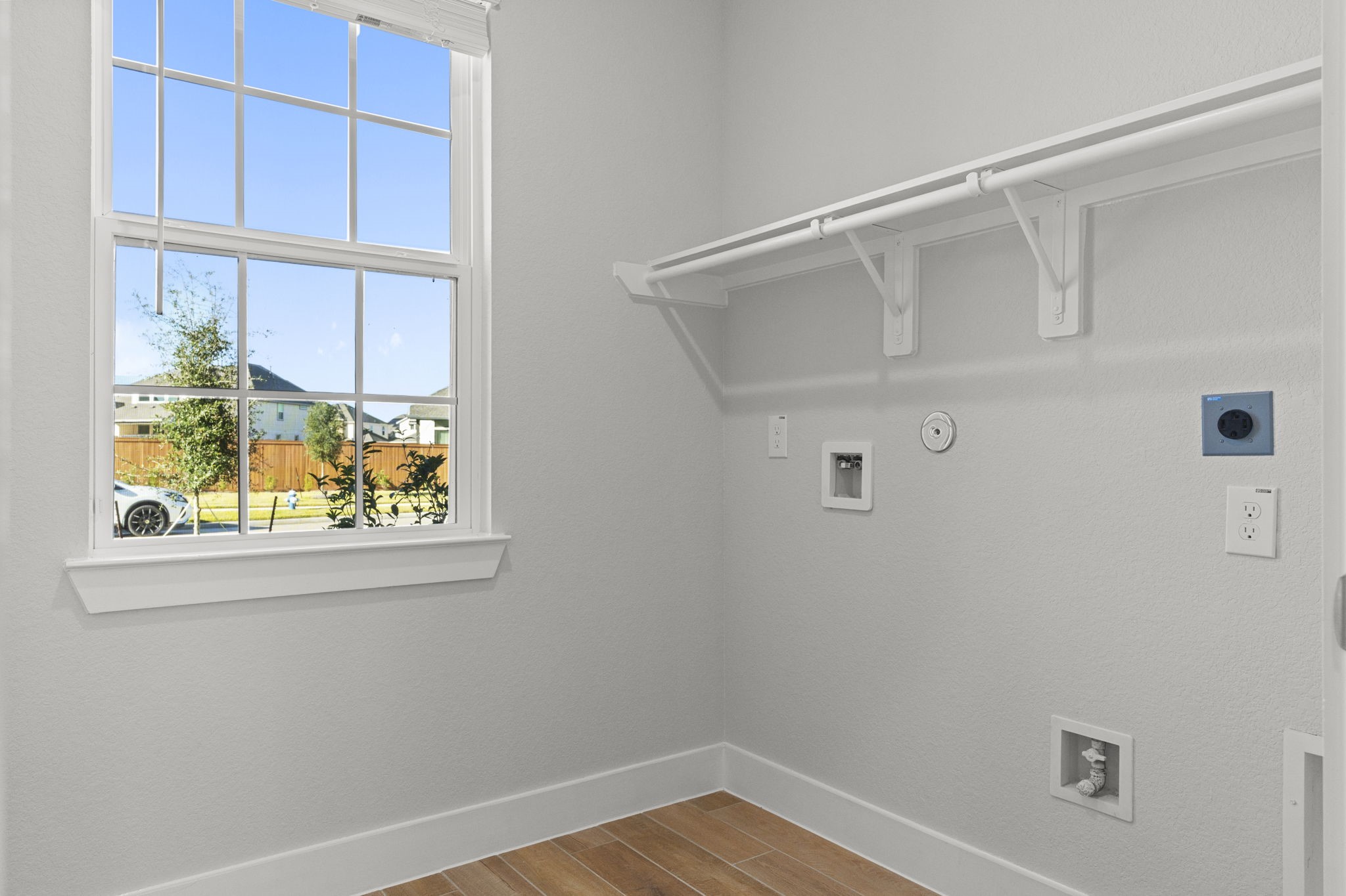 2453 Seaglass Terrace Drive Property Photo 33