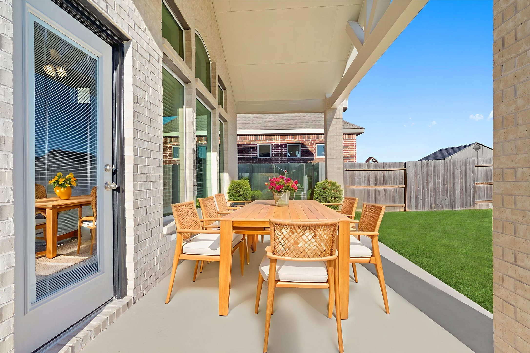 2453 Seaglass Terrace Drive Property Photo 34