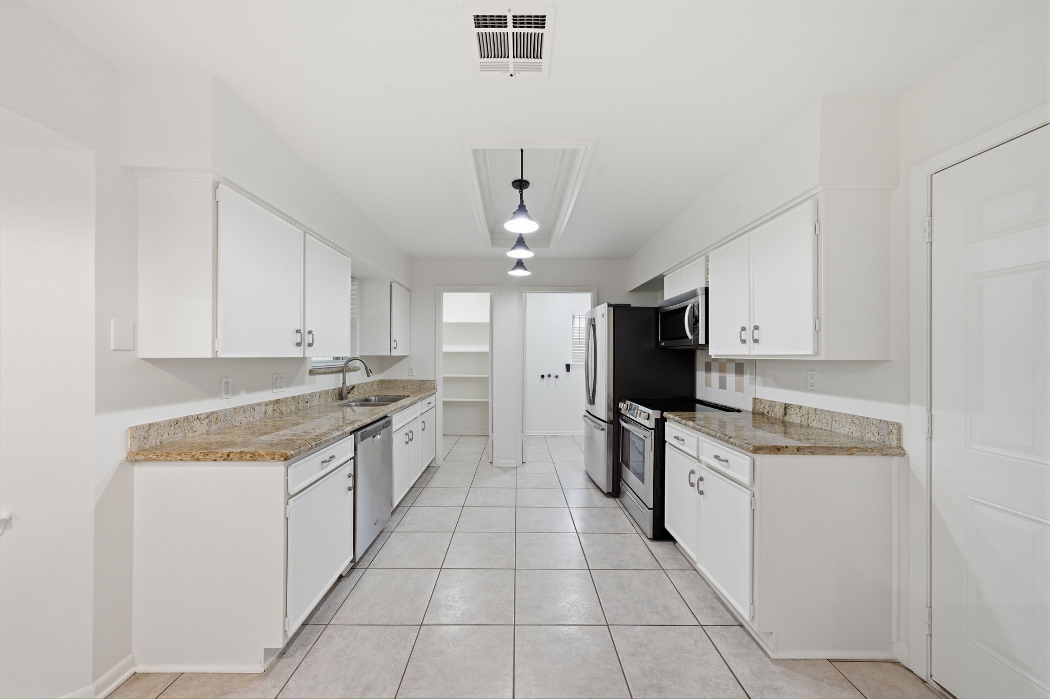 10311 Westray Street Property Photo 3