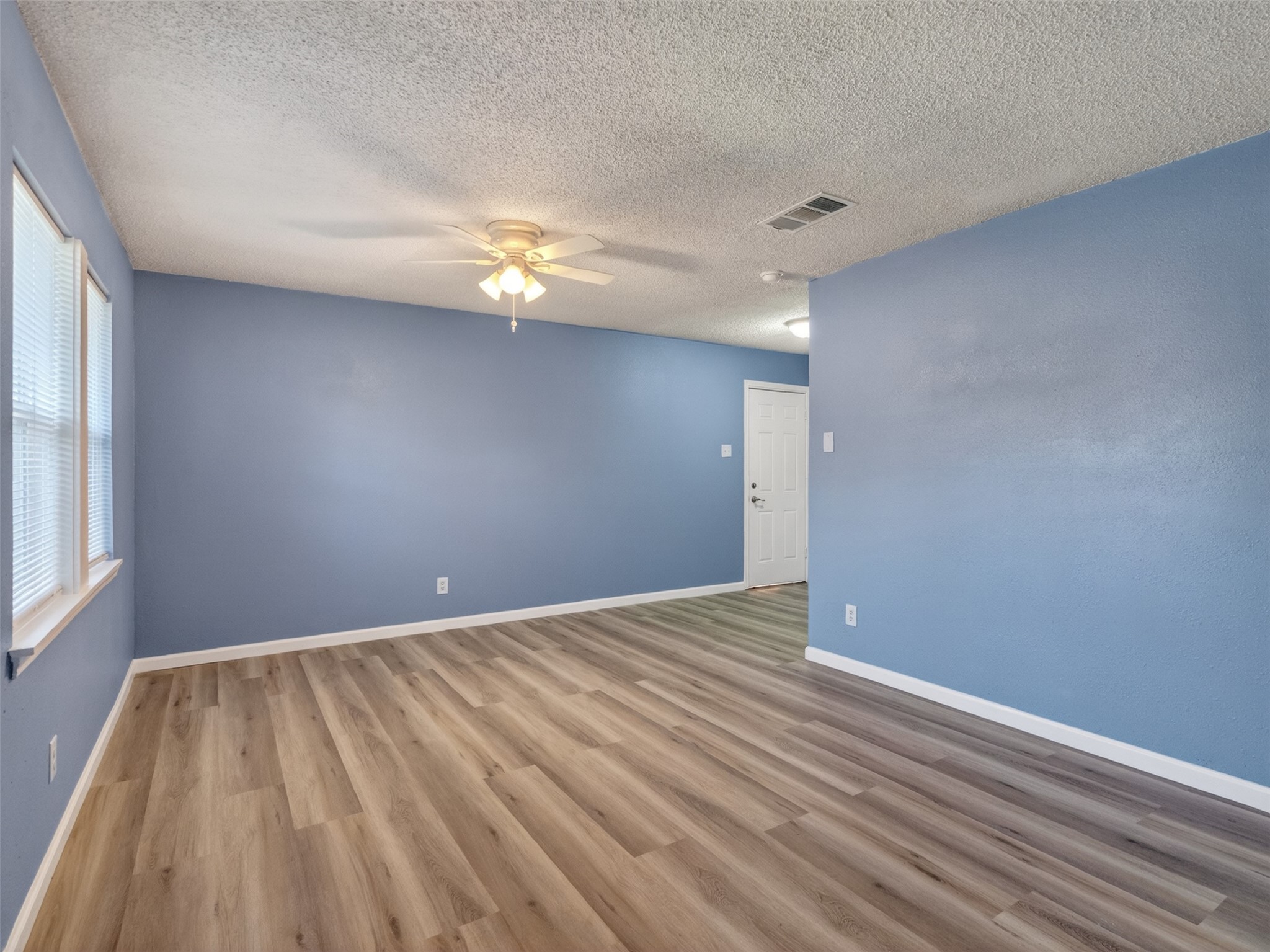 2613 Timber Drive Property Photo 10