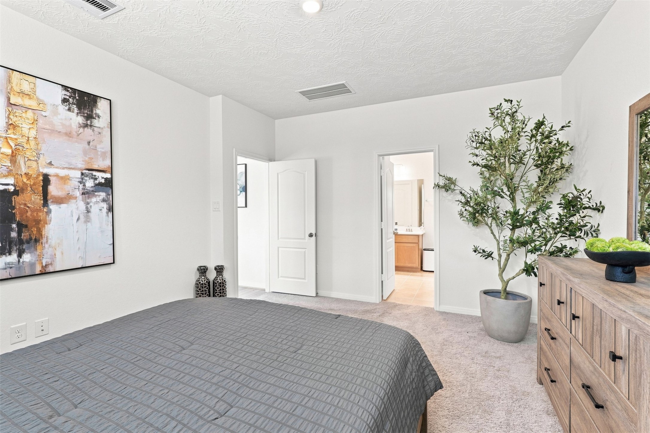 25415 Alpine Switchback Drive Property Photo 7