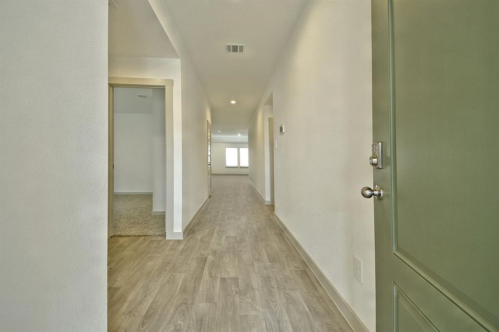 722 Silver Kettle Drive Property Photo 2
