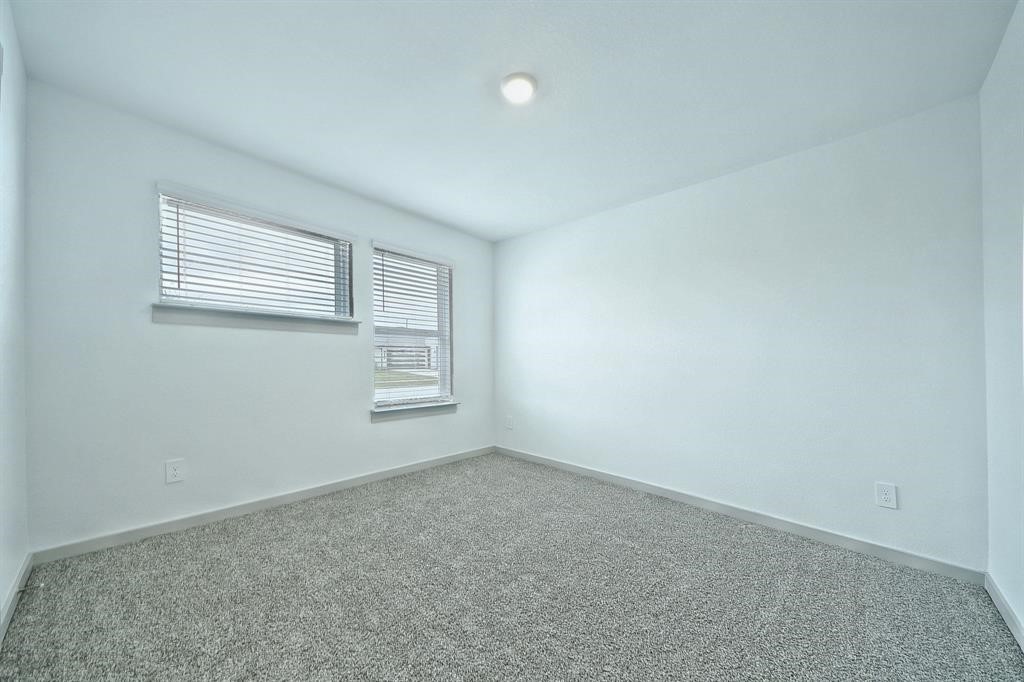722 Silver Kettle Drive Property Photo 3